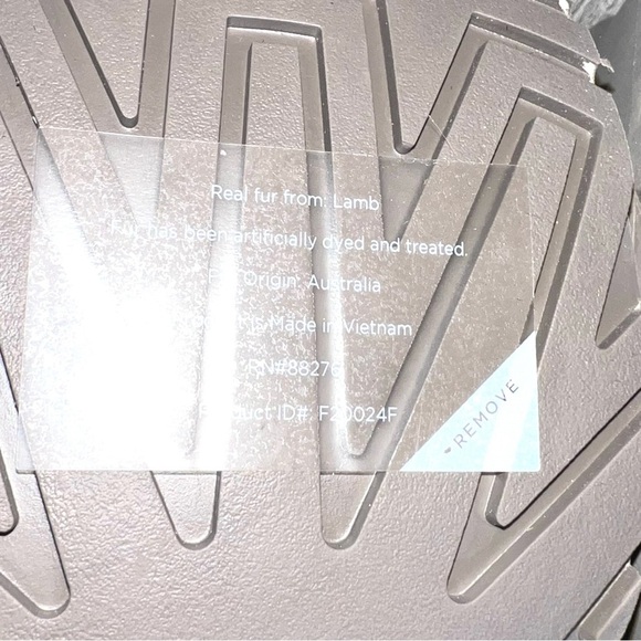 UGG New Heights Platform Mini Boots NEW - Picture 11 of 12